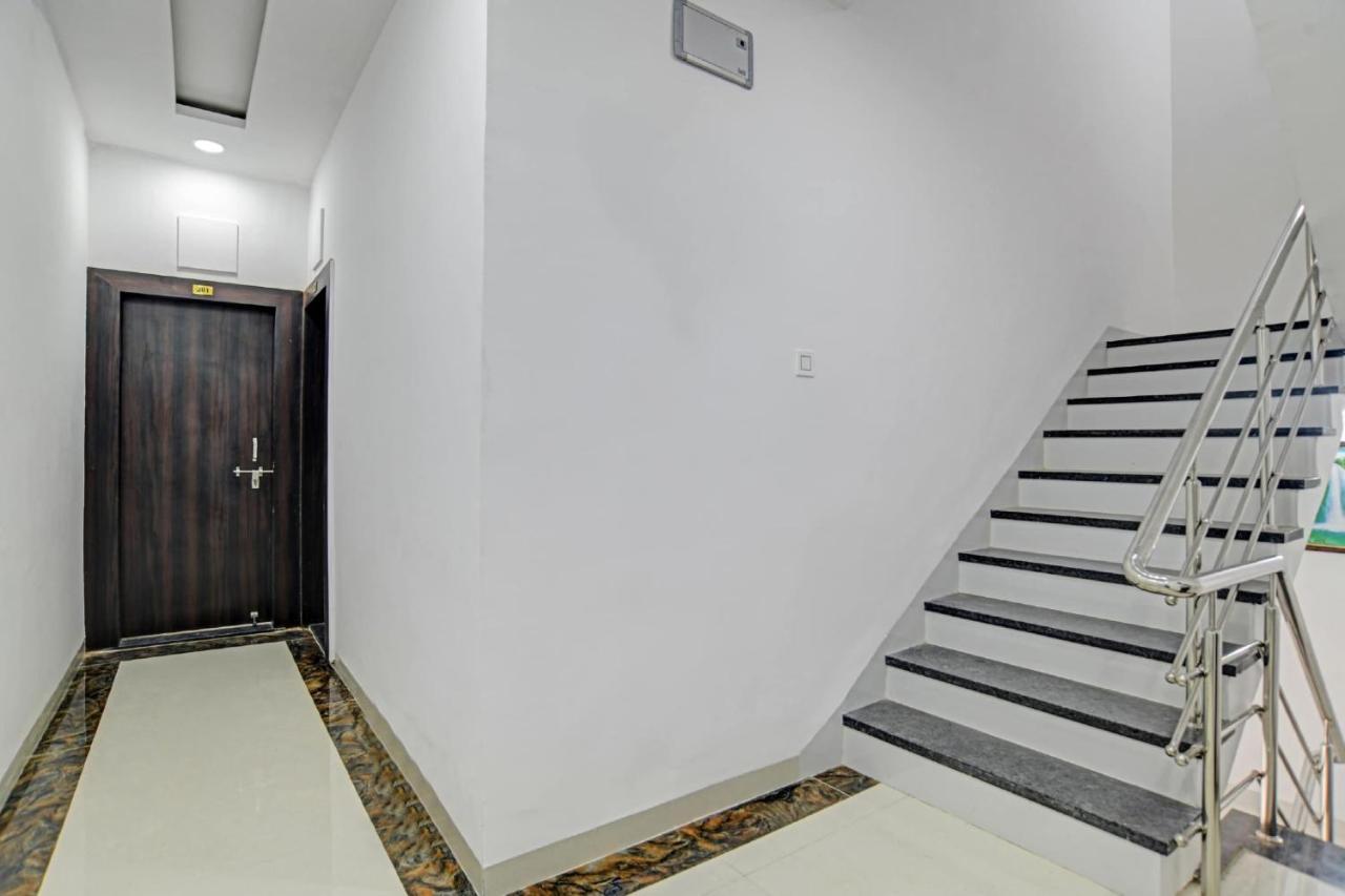 Oyo Flagship Hotel Rudraksh Inn Indaur Kültér fotó